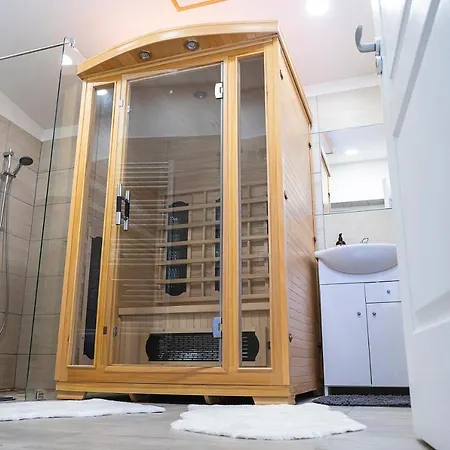 Apartamento Friends - Családoknak és Baráti Társaságoknak Balatonberény
