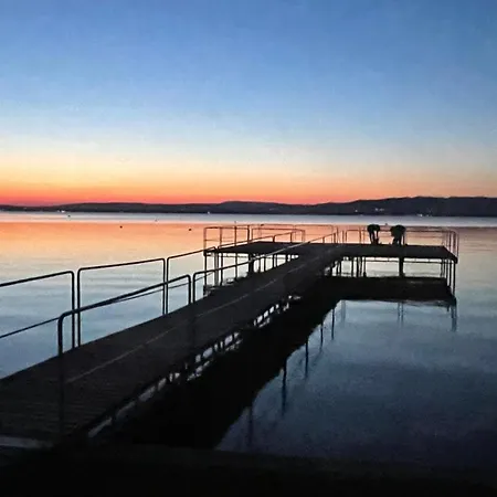 Apartment Friends - Csaladoknak Es Barati Tarsasagoknak Balatonbereny